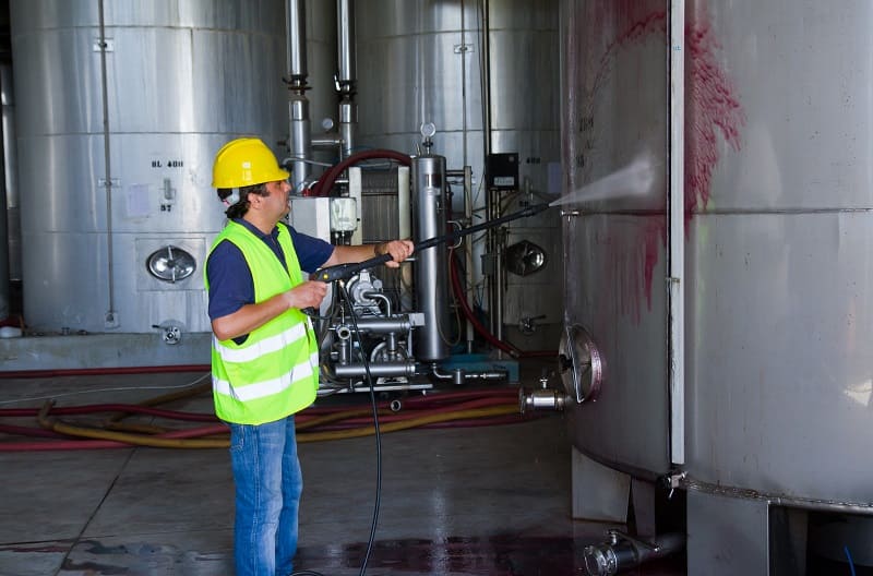 How Hydroblasting Services Fit Into Industrial Cleaning